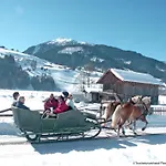 Alpinresort 6 By Interhome Apartament Kaprun
